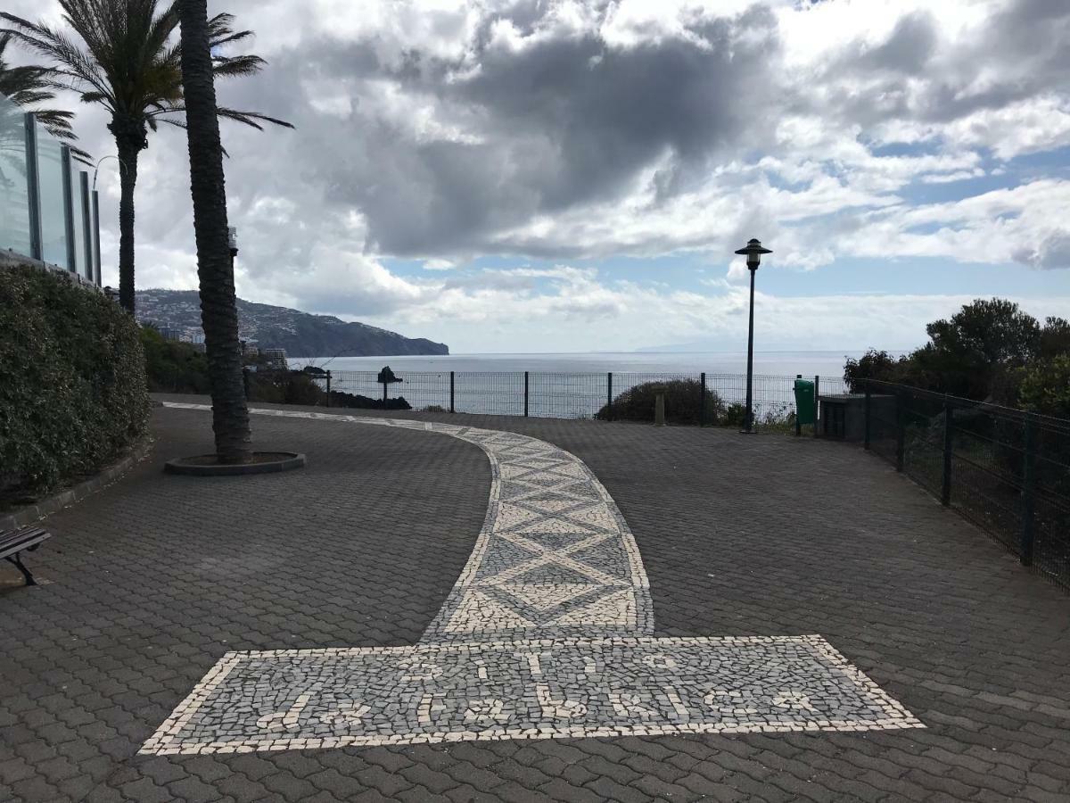 Apartamentos Do Mar Funchal Exteriör bild